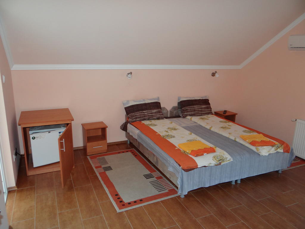 Marinica Apartman Hajdúszoboszló Værelse billede